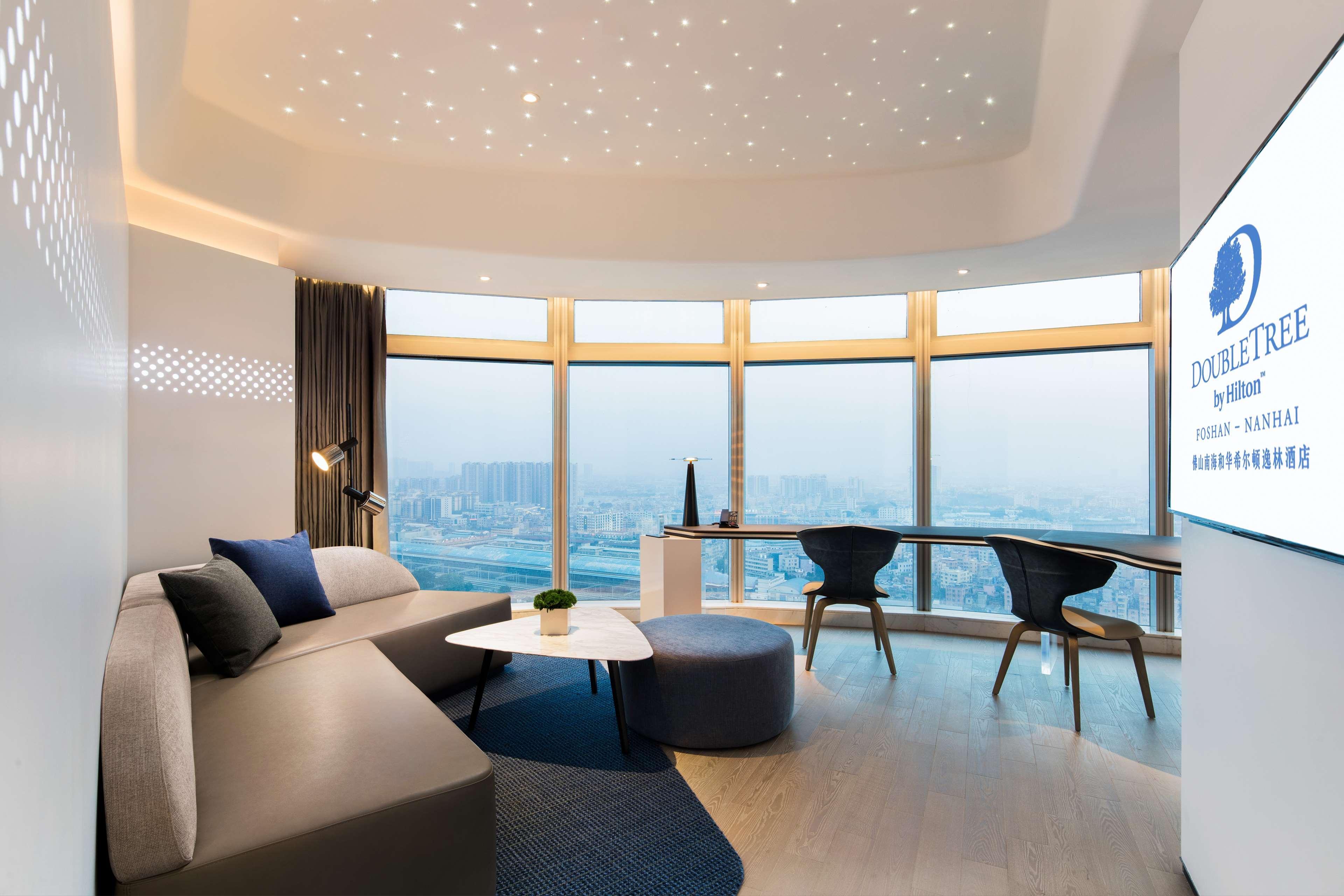 Doubletree By Hilton Foshan Nanhai-Free Canton Fair Shuttle Bus Zewnętrze zdjęcie