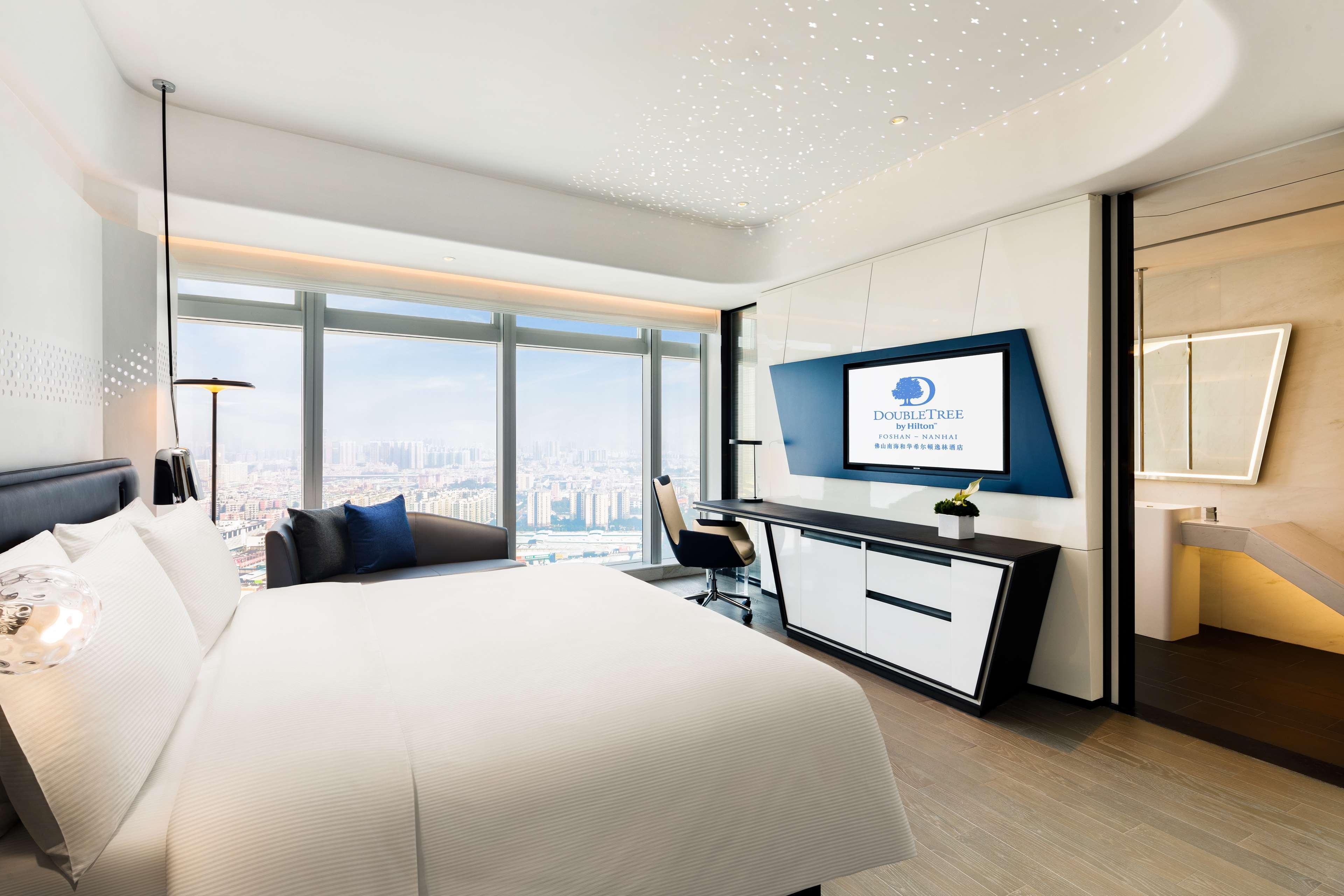 Doubletree By Hilton Foshan Nanhai-Free Canton Fair Shuttle Bus Zewnętrze zdjęcie